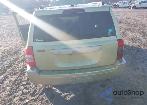 2010 Jeep Patriot Sport from USA, damaged, VIN 1J4NT2GA1AD537083